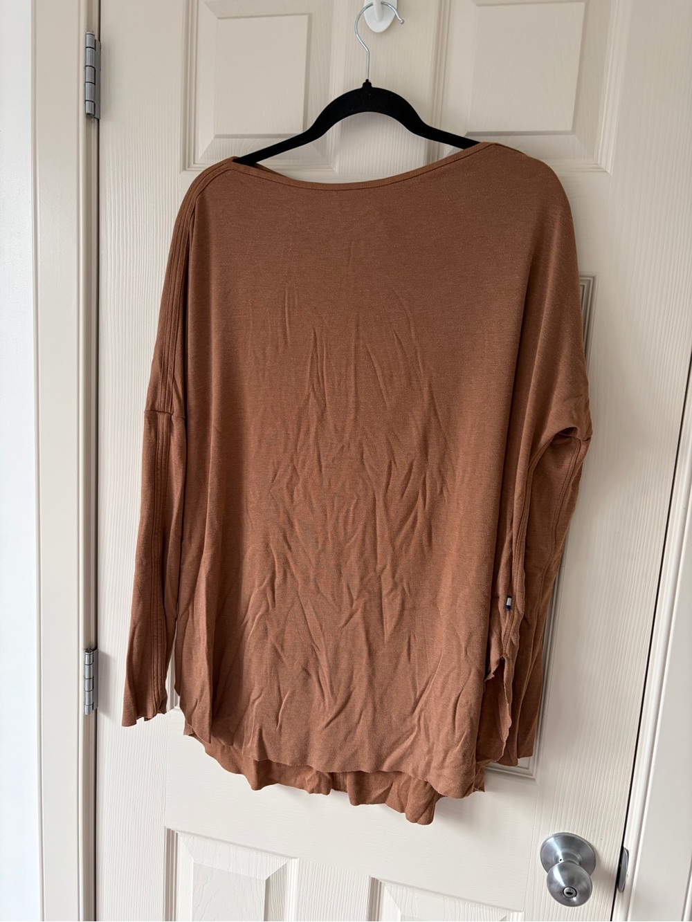 ⚽️ KIT + ACE - XL Brown Long Sleeve Top